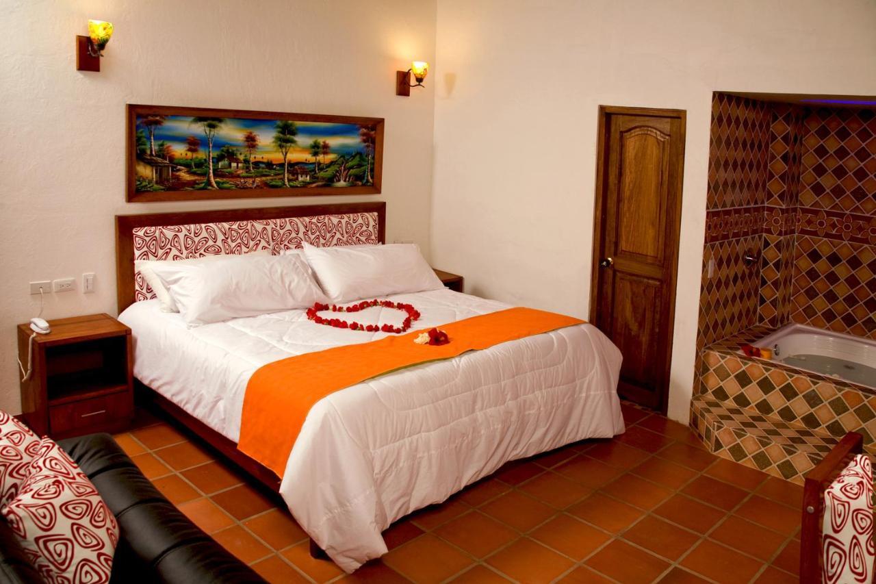 Hotel Villa Alegria Сачіка Екстер'єр фото
